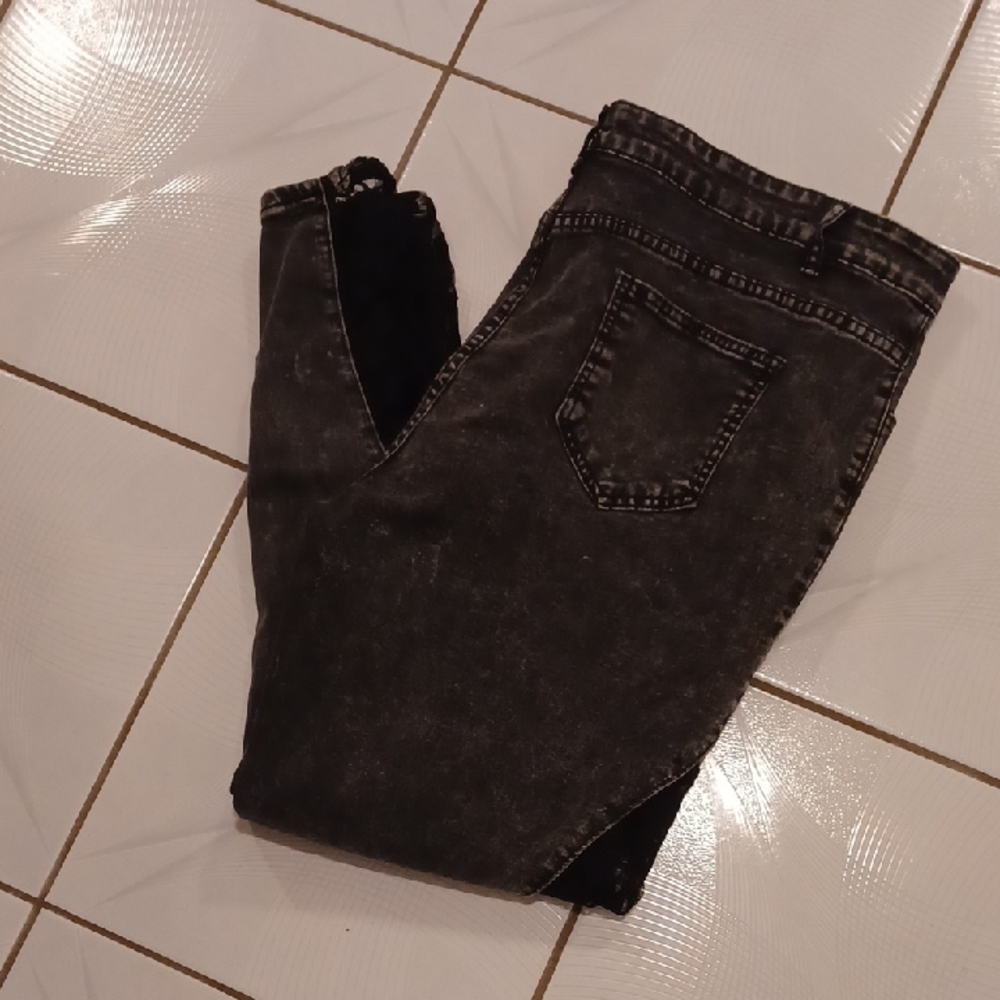 Rosegal Dark Acid Wash Denim Jeans With Lace Leg Inserts - Size 1X (US16)